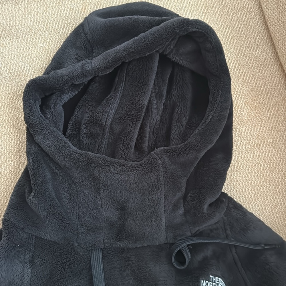 North Face Women’s Hoodie - Picture 3 of 5